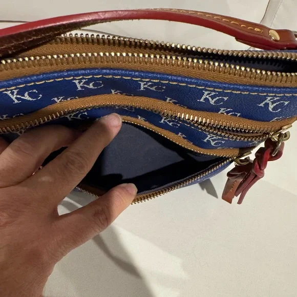 Dooney & Burke KC crossbody - Picture 4 of 9